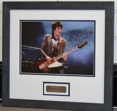 Ronnie Wood signed photo