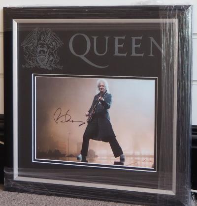 Brian May signed 10 x 8 photo