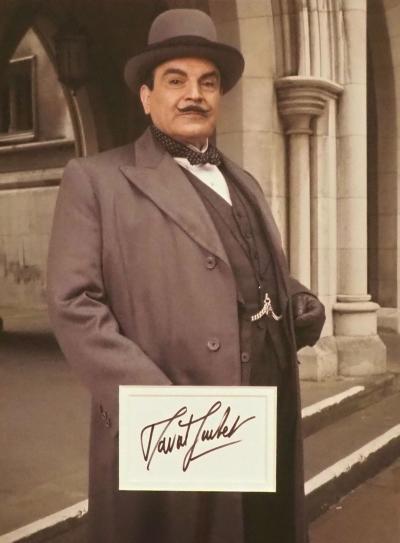 David Suchet signed index card