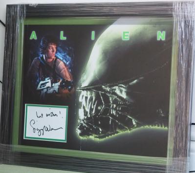 Sigourney Weaver "Alien" signed