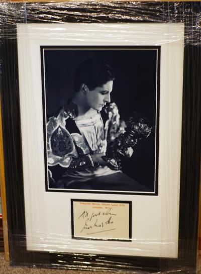 Ivor Novello signature